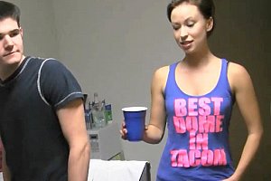美国殴美xxxxxhd